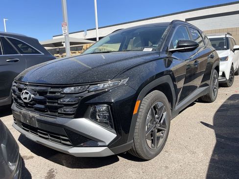 Certified 2025 Hyundai Tucson SEL image 3