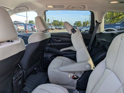 Certified 2025 Subaru Ascent Premium AWD/4WD image 15
