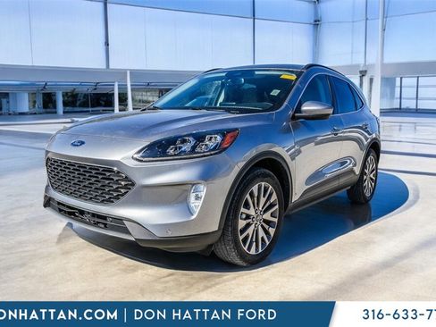 Used 2022 Ford Escape Titanium image 27