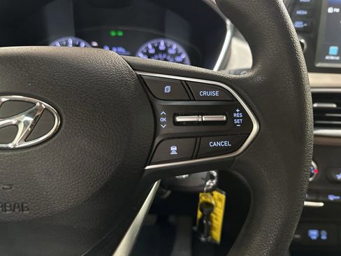 Used 2019 Hyundai Santa Fe SE image 18