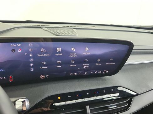 Used 2025 Buick Enclave Sport Touring image 27