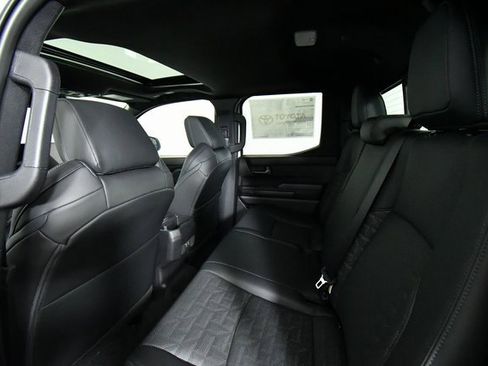 New 2025 Toyota Tacoma TRD Off-Road image 25