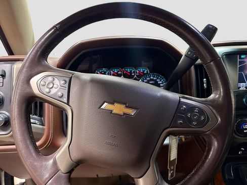 Used 2014 Chevrolet Silverado 1500 High Country w/ High Country Premium Package AWD/4WD image 11