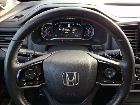 Used 2022 Honda Pilot Special Edition image 16