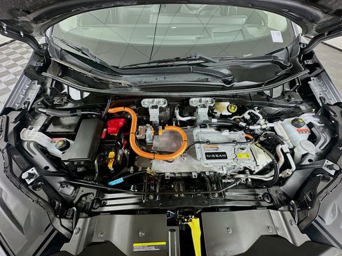 Used 2023 Nissan Ariya FWD image 33