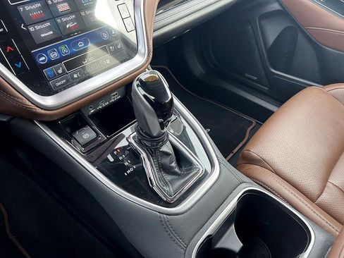 Used 2023 Subaru Outback Touring image 18