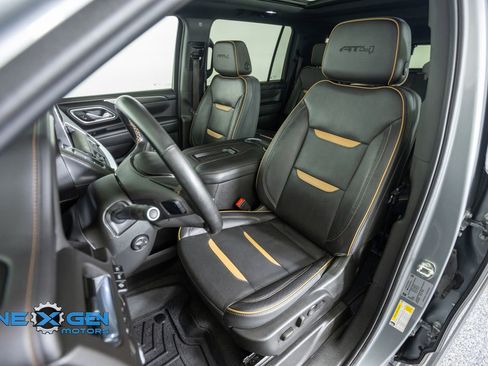 Used 2024 GMC Yukon XL AT4 w/ AT4 Premium Plus Package AWD/4WD image 24