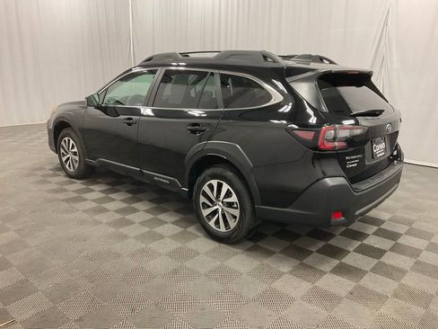 Used 2025 Subaru Outback Premium w/ Popular Package #1A image 3