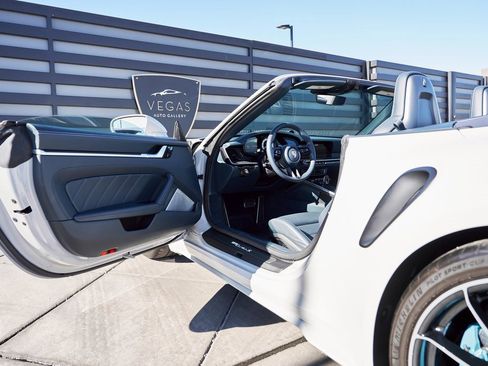 Used 2021 Porsche 911 Turbo S image 26