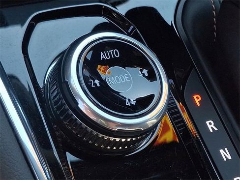 Used 2023 GMC Canyon AT4 w/ Canyon Safety Plus Package image 23