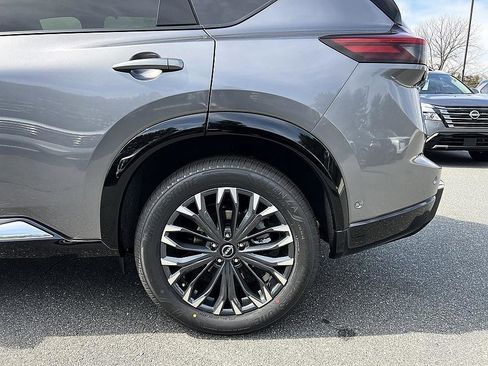 New 2026 Nissan Rogue Platinum w/ Platinum Premium Package image 12