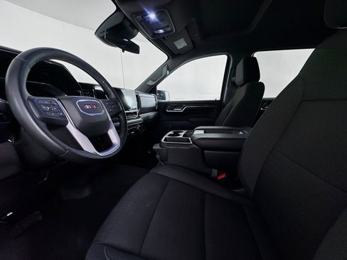 Used 2023 GMC Sierra 1500 SLE image 19
