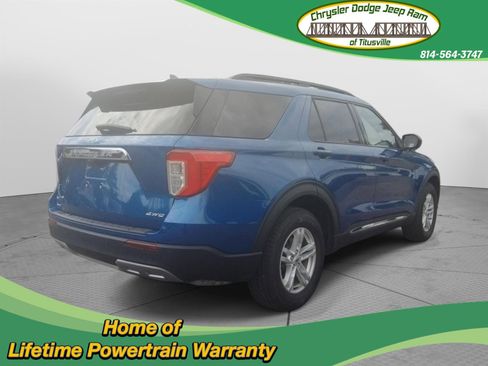 Used 2022 Ford Explorer XLT w/ Equipment Group 202A image 6