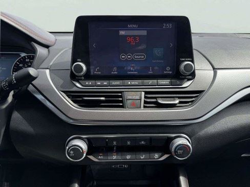 Used 2023 Nissan Altima 2.5 SR FWD image 29