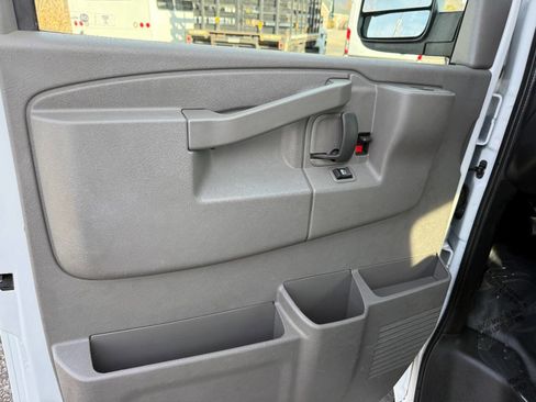 Used 2017 Chevrolet Express 2500 LS image 26