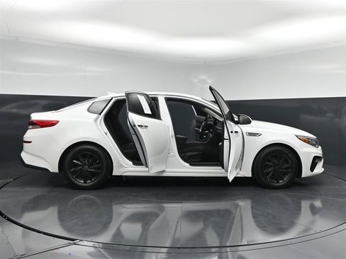 Used 2019 Kia Optima LX FWD image 40