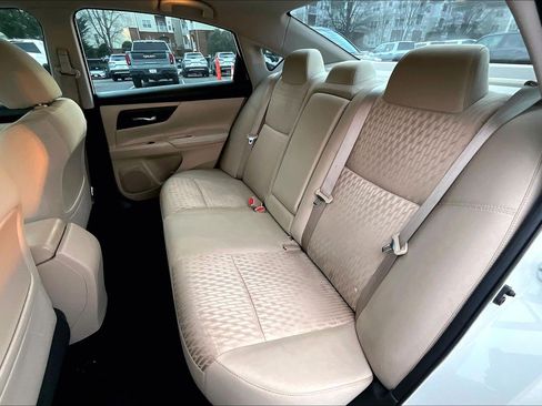 Used 2016 Nissan Altima 2.5 S w/ Power Driver Seat Package image 23