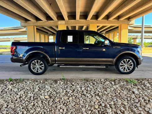 Used 2017 Ford F150 Lariat AWD/4WD image 2