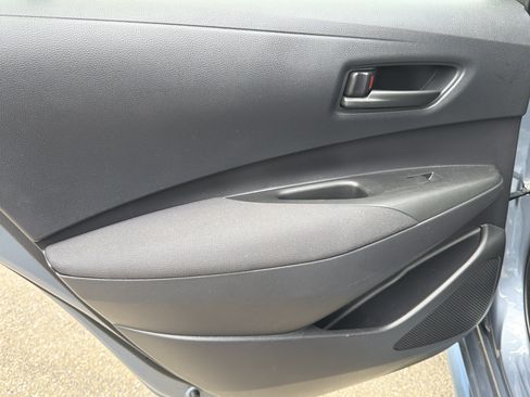 Used 2023 Toyota Corolla LE FWD image 21