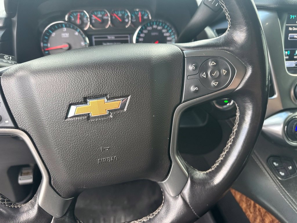Used 2020 Chevrolet Suburban Premier AWD/4WD image 15