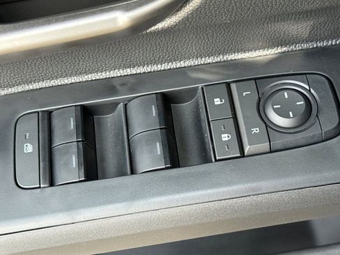 New 2026 Toyota Tacoma TRD Off-Road AWD/4WD image 12