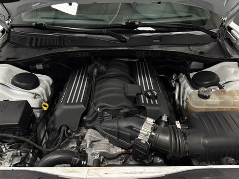 Used 2022 Dodge Charger Scat Pack w/ Dynamics Package RWD image 32