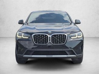 Used 2022 BMW X4 xDrive30i w/ Parking Assistance Package AWD/4WD video 2
