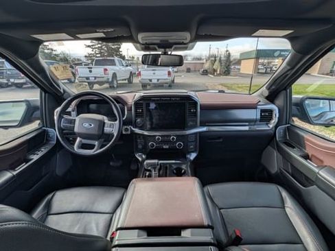 Used 2023 Ford F150 Lariat w/ Max Trailer Tow Package image 5