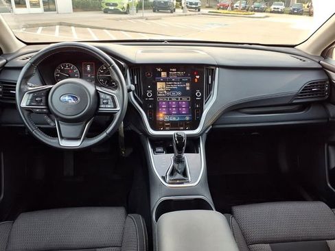 Used 2021 Subaru Outback Premium AWD/4WD image 5