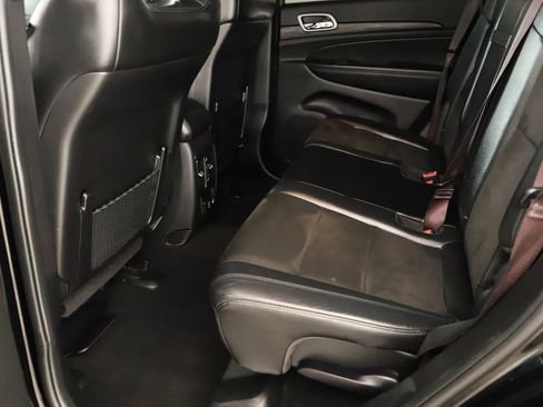 Used 2021 Jeep Grand Cherokee Laredo X RWD image 28
