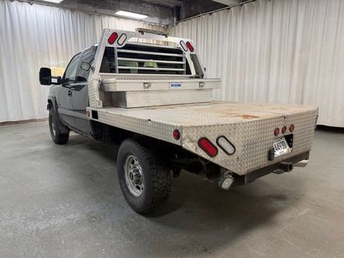 Used 2004 Chevrolet Silverado 2500 LS AWD/4WD image 9