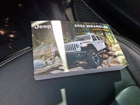 Certified 2022 Jeep Wrangler Unlimited Sahara w/ Cold Weather Group AWD/4WD image 25