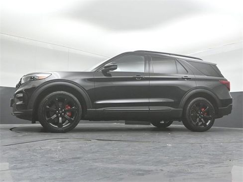Certified 2022 Ford Explorer ST w/ Equipment Group 401A image 42
