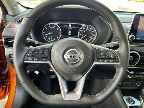 Used 2023 Nissan Sentra SR w/ Electronics Package FWD image 19