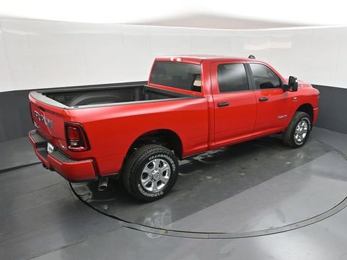 New 2026 RAM 2500 Big Horn AWD/4WD image 32