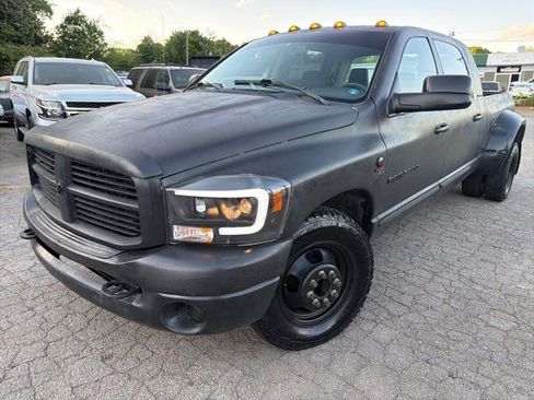 Used 2006 Dodge Ram 3500 Truck SLT image 2