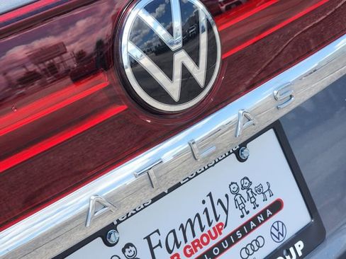 Used 2024 Volkswagen Atlas SE FWD image 6