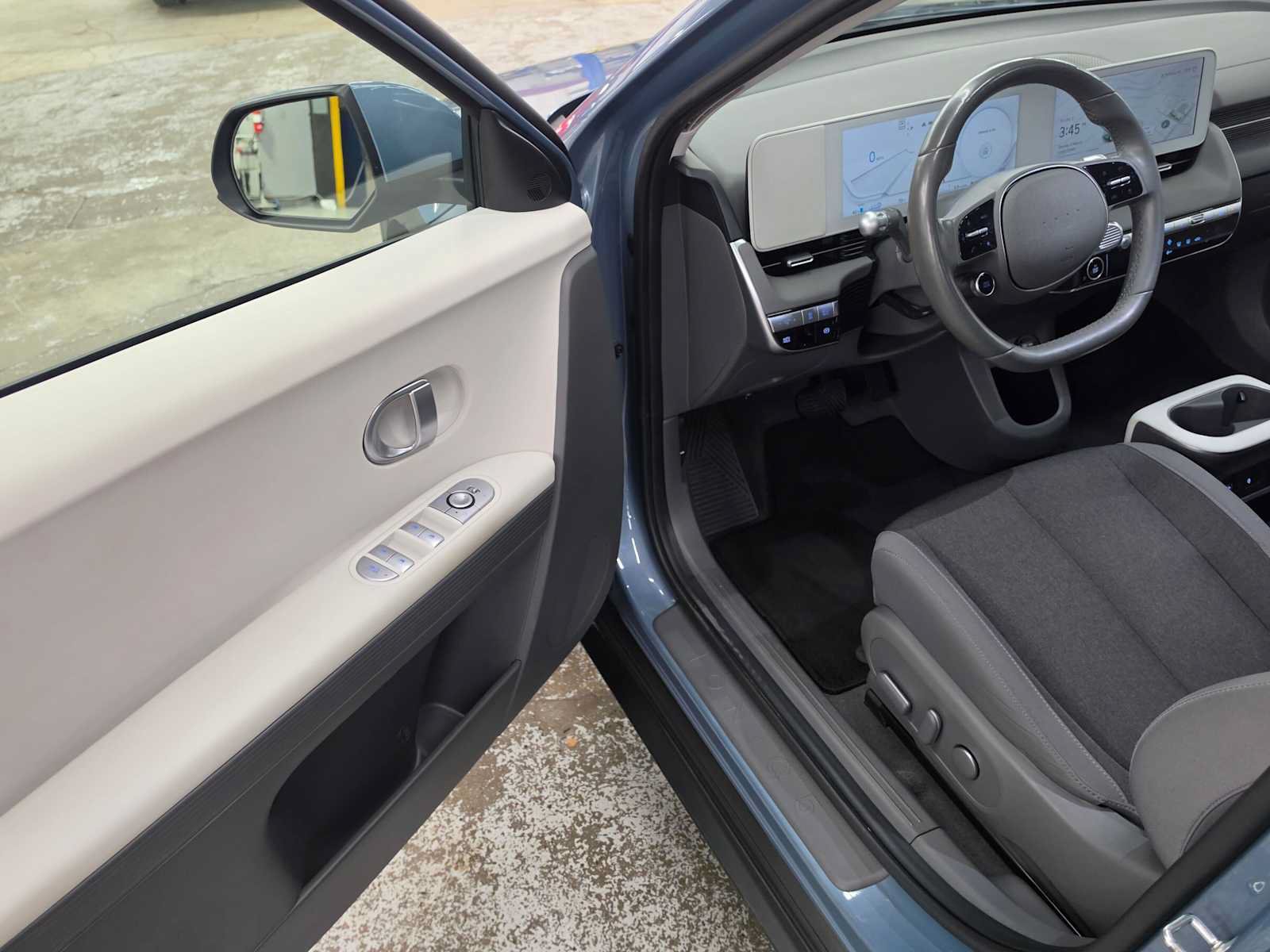 Used 2024 Hyundai Ioniq 5 SEL RWD image 19