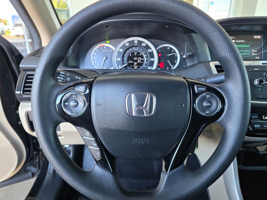 Used 2016 Honda Accord LX image 24