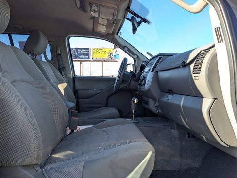 Used 2015 Nissan Frontier SV w/ SV Value Truck Package image 29