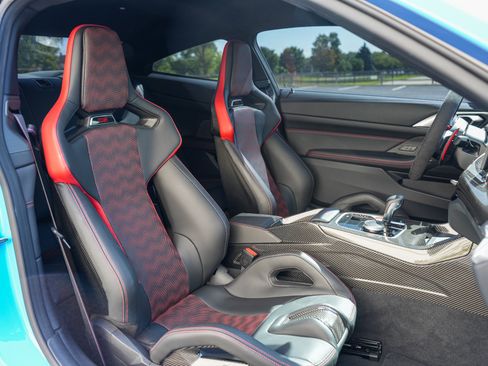 Used 2025 BMW M4 CS AWD/4WD image 30