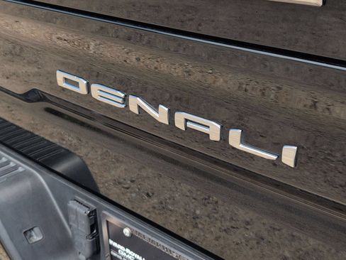 Used 2024 GMC Sierra 1500 Denali Ultimate AWD/4WD image 36