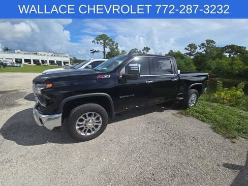 Used 2024 Chevrolet Silverado 2500 LTZ w/ LTZ Plus Package AWD/4WD image 1