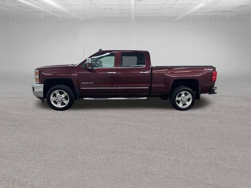 Used 2017 Chevrolet Silverado 2500 LTZ w/ Vortec Plus Package AWD/4WD image 7