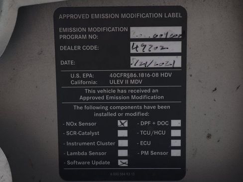 Used 2016 Mercedes-Benz Sprinter 2500 image 12