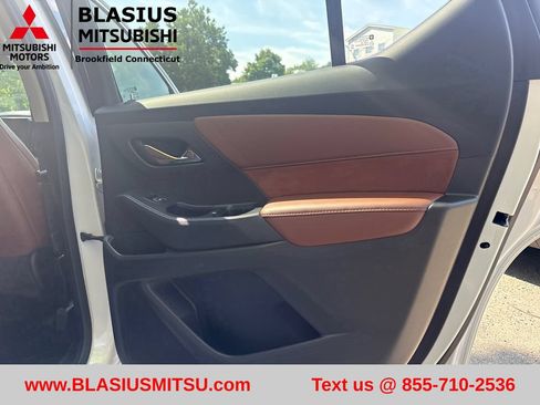 Used 2021 Chevrolet Traverse High Country w/ LPO, Floor Liner Package AWD/4WD image 27