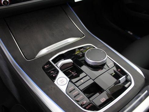 New 2026 BMW X5 xDrive50e w/ M Sport Package image 16