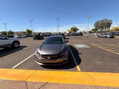 Used 2021 Honda Civic EX image 5