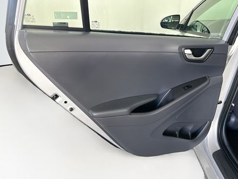 Used 2019 Hyundai Ioniq Blue image 24