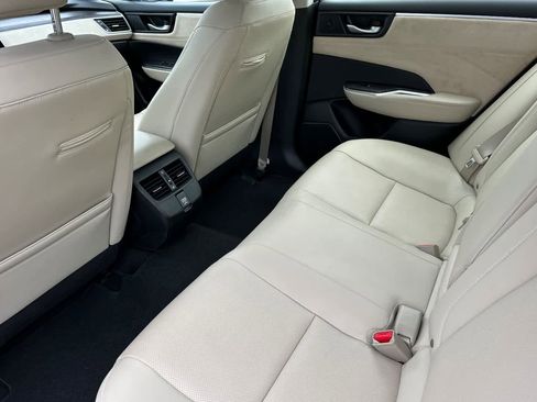 Certified 2018 Honda Clarity Touring image 13